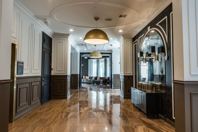 Foto del edificio - Montrose 1 BR, Close to Everything