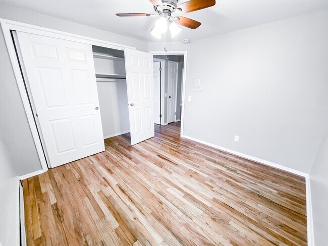 Building Photo - 1122 Catalpa Cir