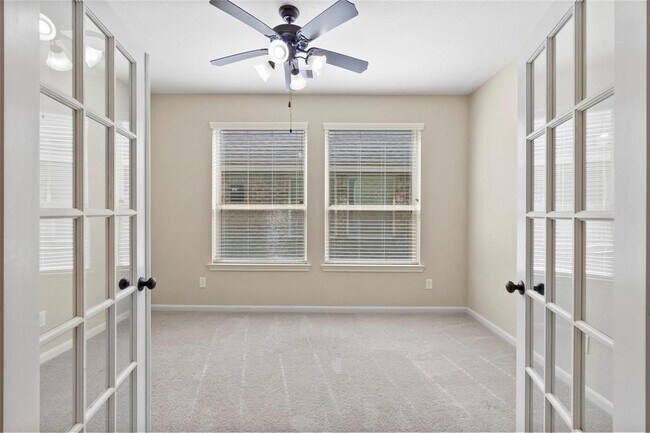 Building Photo - 16906 Upper Ridge Ln