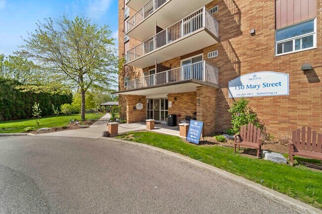 Photo du bâtiment - Thames Park Tower Apartments