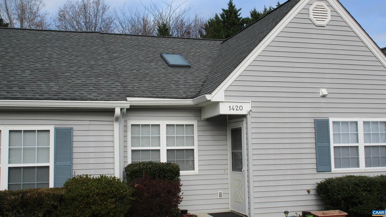 Charlottesville, 
                        , –