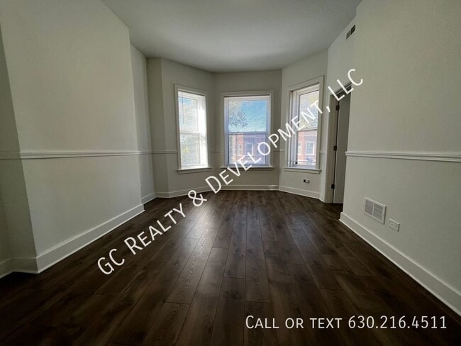 Building Photo - 6401 S Eberhart Ave
