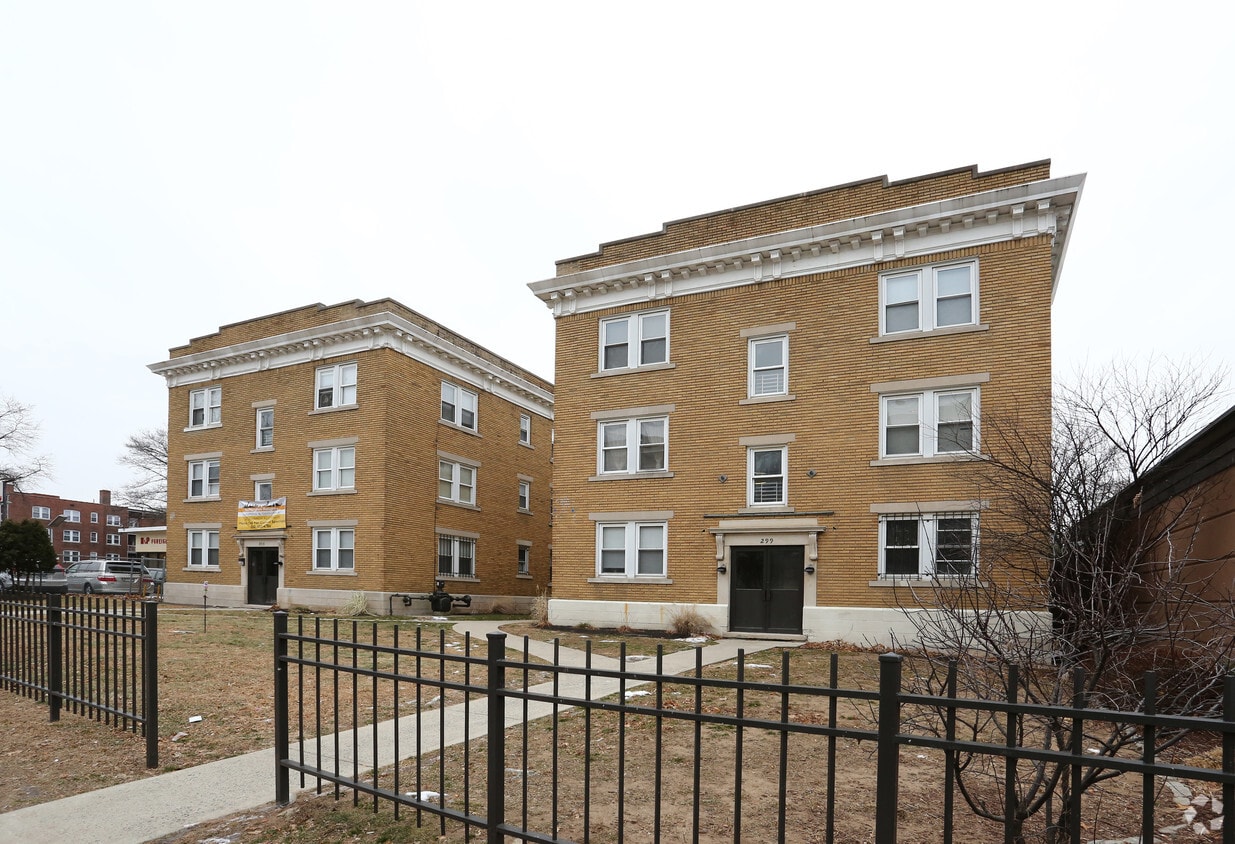 299 Washington St, Hartford, CT 06106 Apartments in Hartford, CT