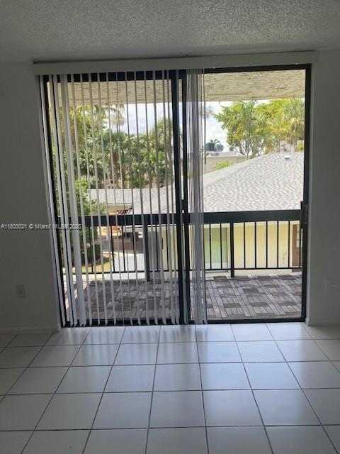 Foto del edificio - 8309 SW 142nd Ave