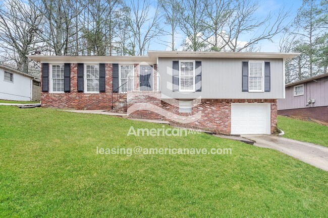 Building Photo - 1657 Azalea Dr