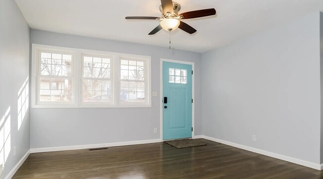 Foto del edificio - 14804 Bellaire Ave