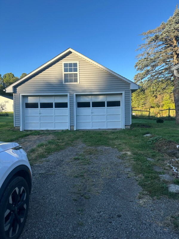 Building Photo - 00 Columbiana-Canfield Rd