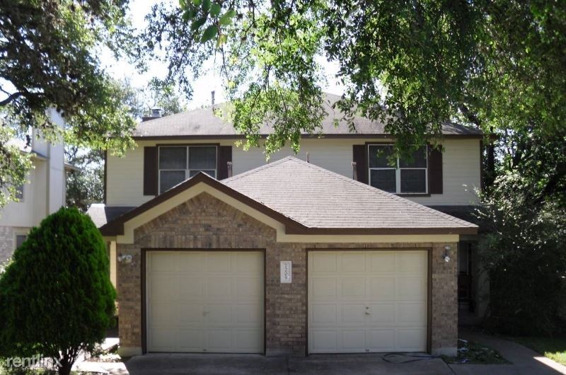 Primary Photo - 2500 W William Cannon Dr