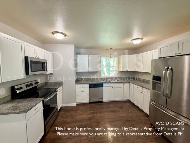 Foto del edificio - 3 Bedroom Port Orchard Home