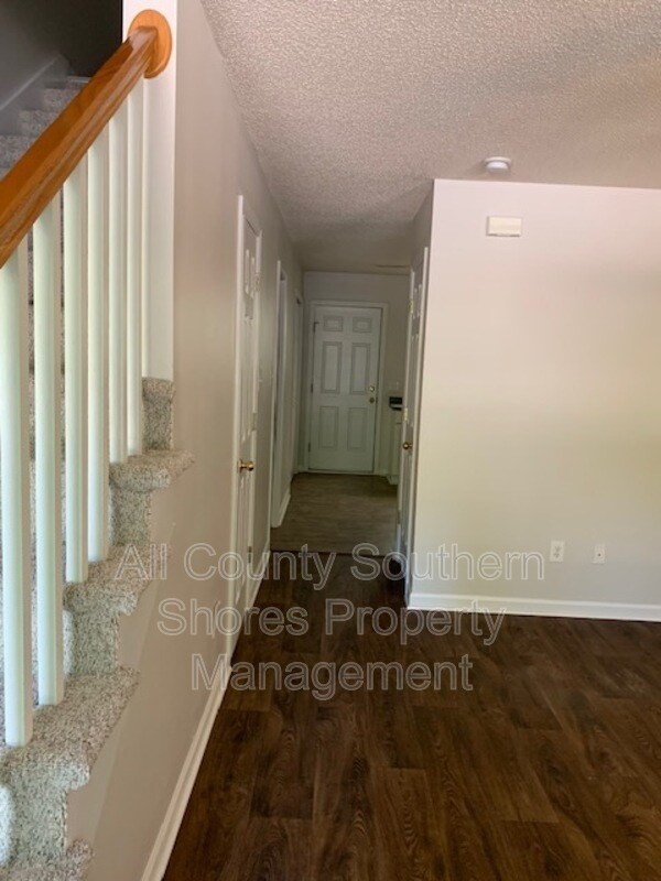 Foto del edificio - 348 Sunnyside Ave