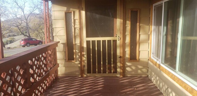 FRONT DOOR - 14300 Clayton Rd
