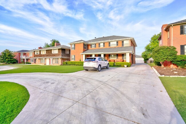 Foto del edificio - Charming Apartment in Nichols Hills