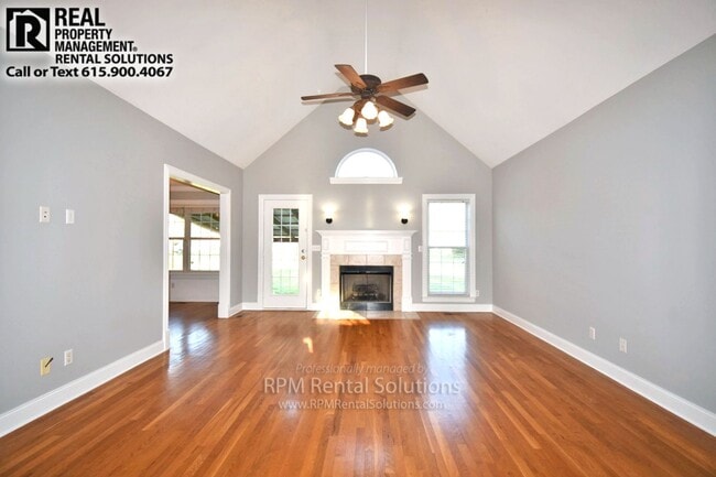 Building Photo - Amazing 4BR/3BA+Bonus in wonderful Brentme...