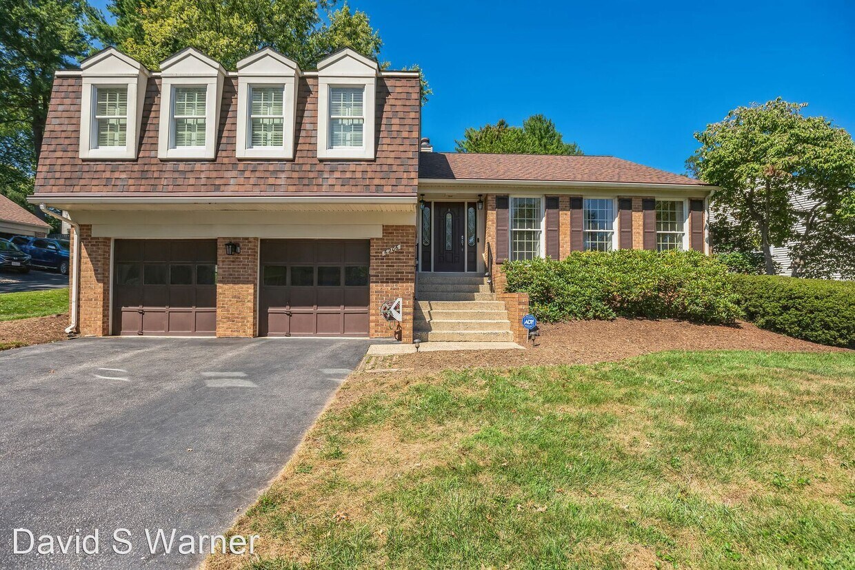 Foto principal - 4 br, 3 bath House - 6206 Winnepeg Dr