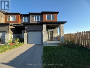 Building Photo - 107 Aura Ave