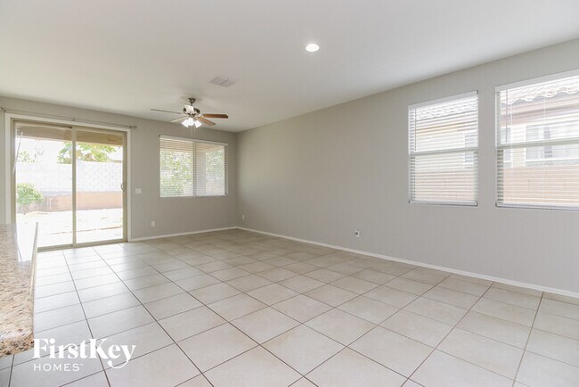 Building Photo - 2465 W Arroyo Way