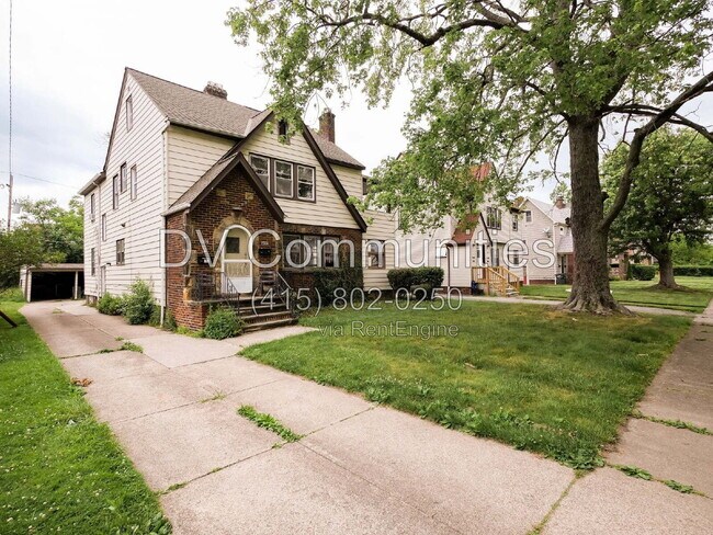 Foto del edificio - 1504 Sherbrook Rd