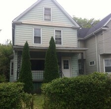 Building Photo - 420 13th St