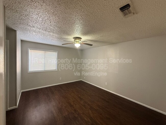 Building Photo - 5523 Fordham St