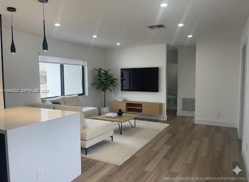 Building Photo - 1201 N 16th Ave