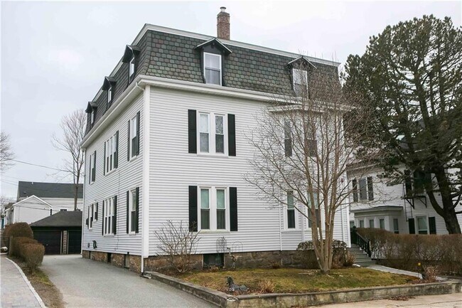 Foto del edificio - 15 Everett St