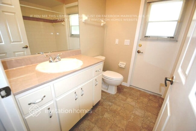 Building Photo - 1124 Fergus Ln