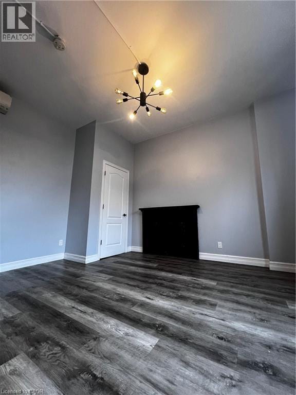 Building Photo - 295 James St N