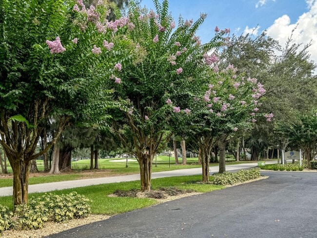 Building Photo - McLean Fairway 3034D