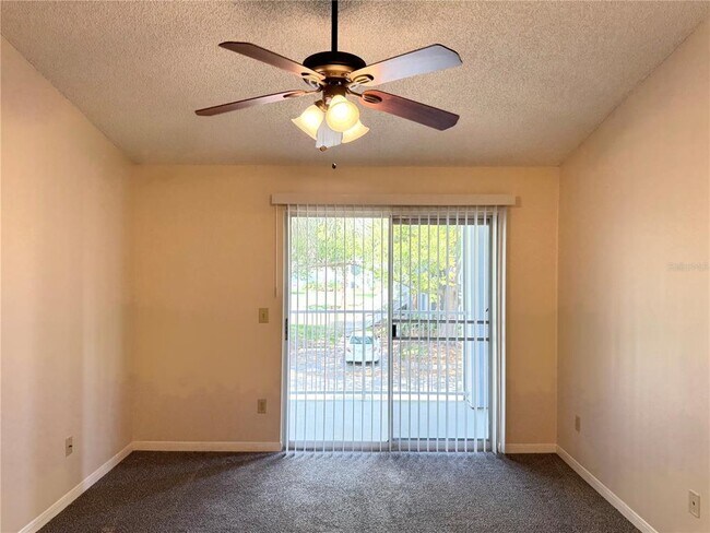 Foto del edificio - 709 Secret Harbor Ln