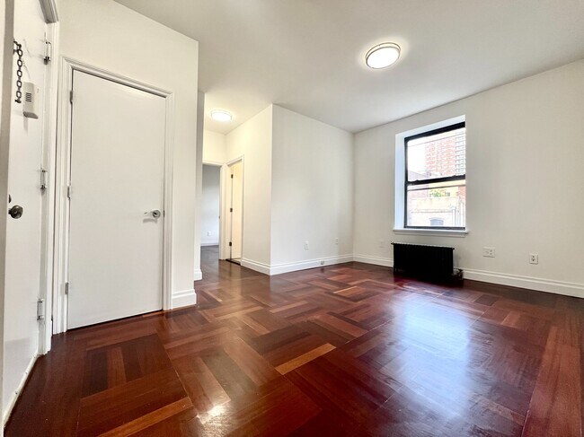 Foto del edificio - 609 W 137th St