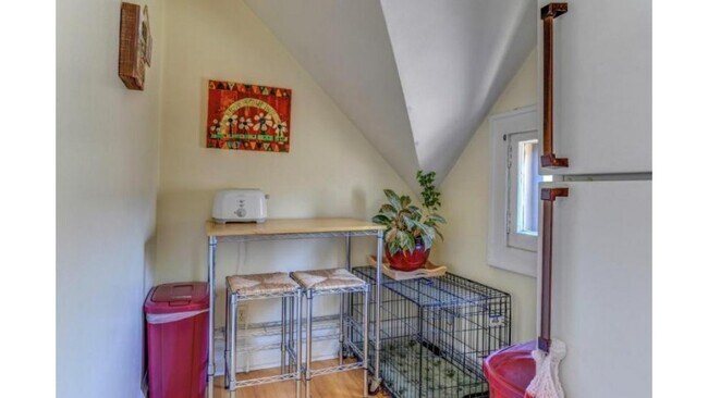 Building Photo - 2442 N 67th St