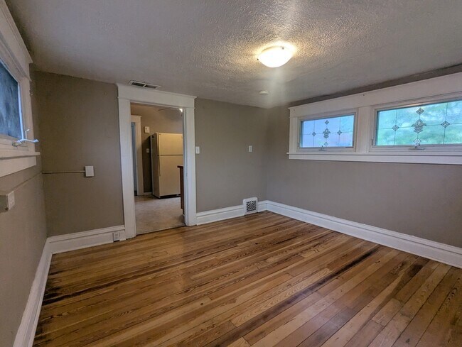 Foto del edificio - 412 West César E. Chávez Ave. Unit 2