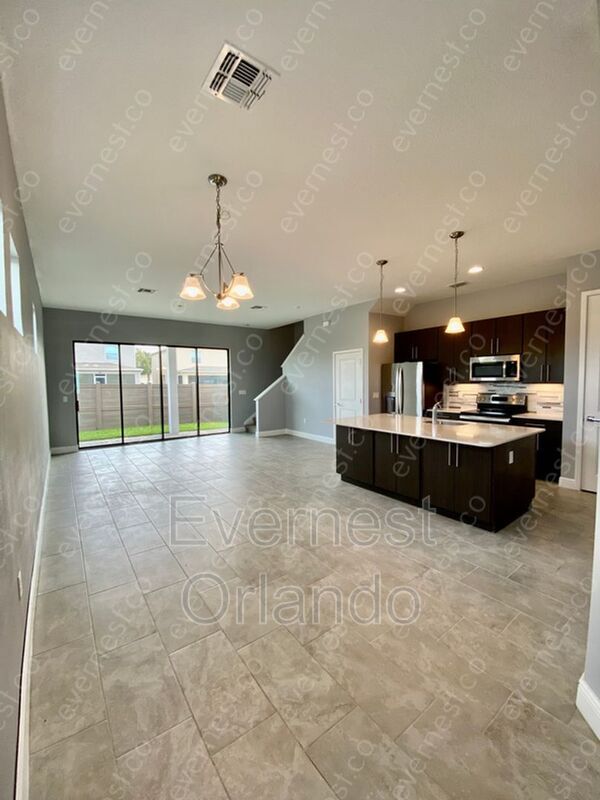 128 Villa Domani Ct, Loughman, FL 33896 House Rental in Loughman, FL