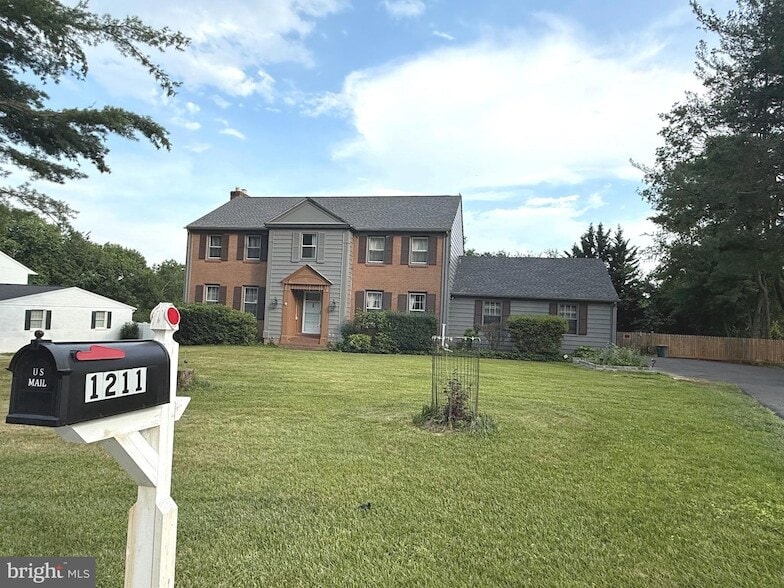 Primary Photo - 1211 Temfield Rd