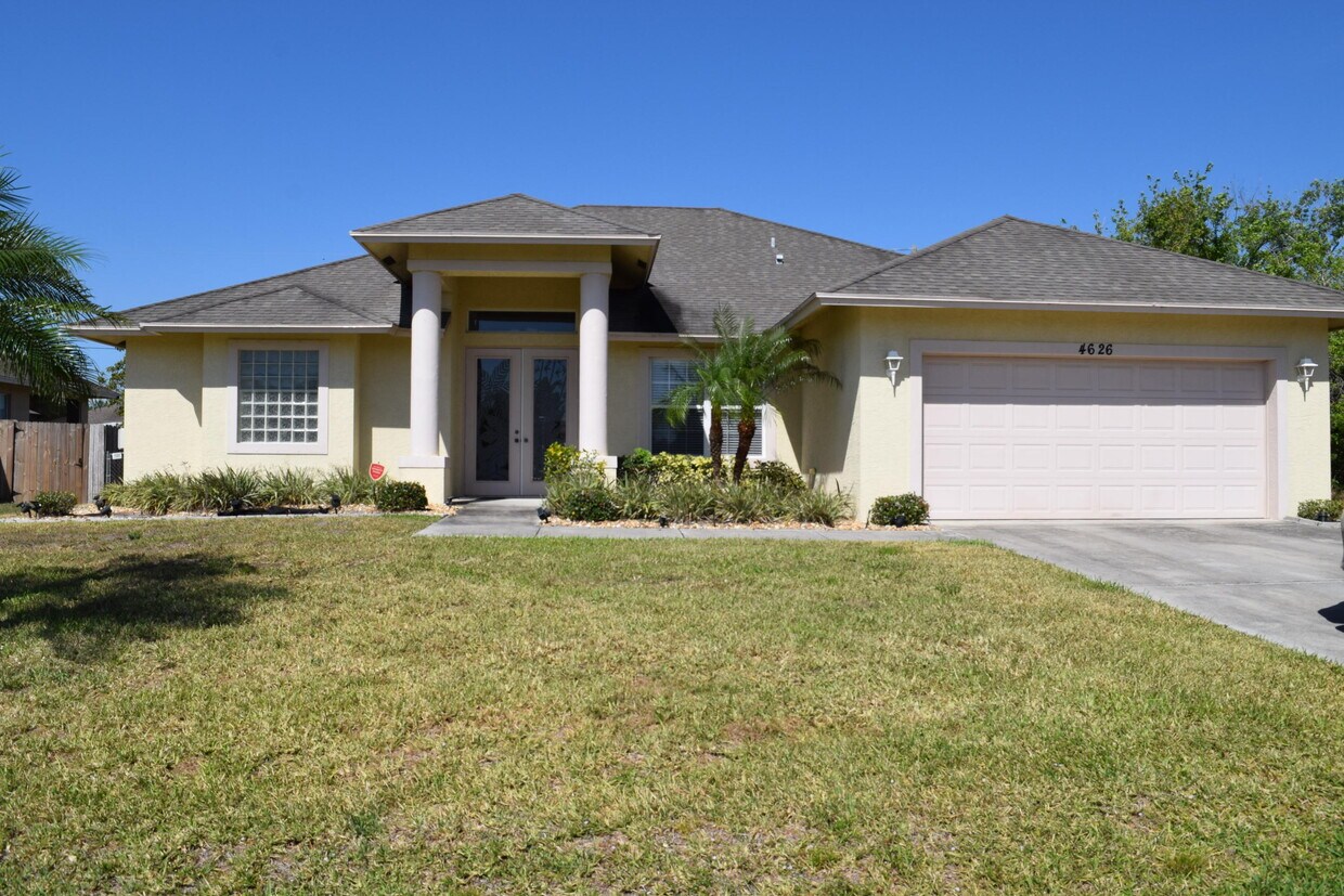 Foto principal - 4626 SW Vahalla St