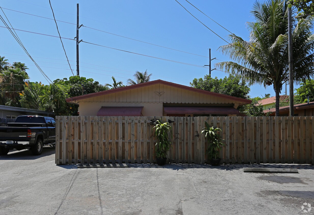 Foto del edificio - 1700 N Dixie Hwy