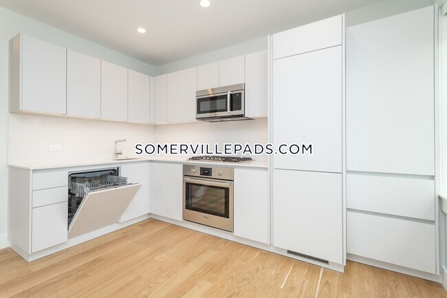 Foto del edificio - 125 Highland Ave