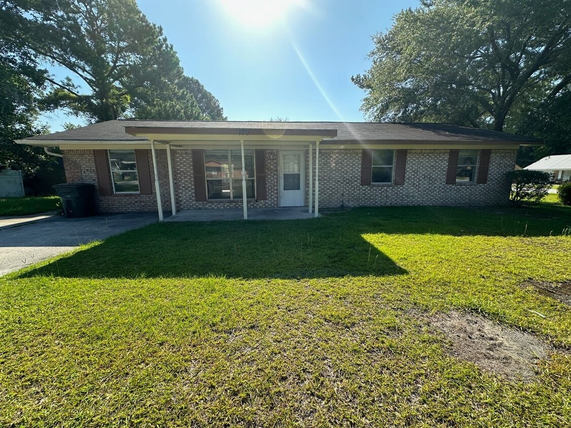 179 Sequoia Cir, Hinesville, GA 31313 House Rental in Hinesville, GA