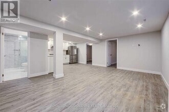 Building Photo - 1205 Gainsborough Dr