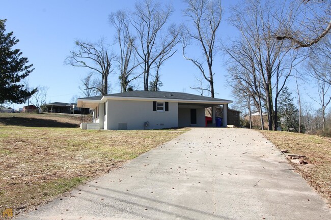 Building Photo - 139 Boone Dr