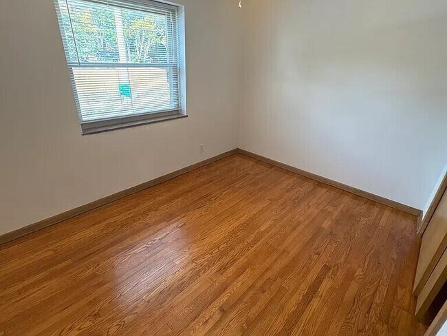 Foto del edificio - 2636 Indianola Ave