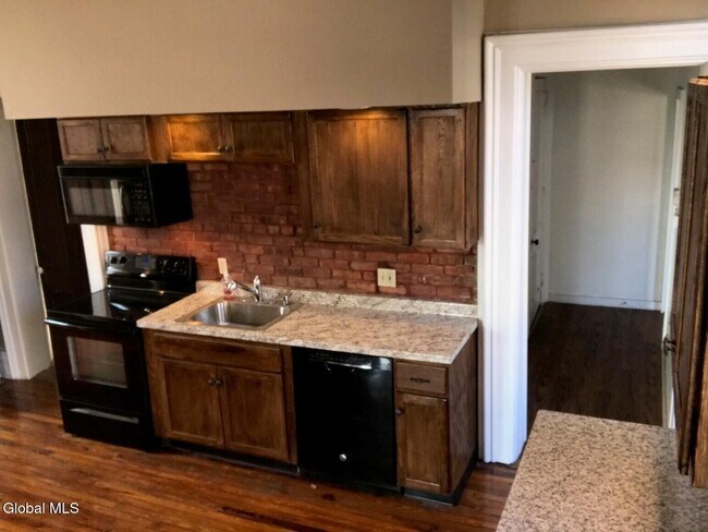 Foto del edificio - 821 23rd St