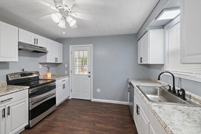 Foto del edificio - 740 Allen Ave