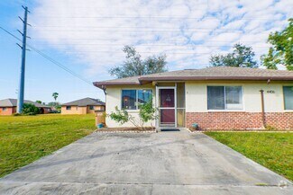 Building Photo - 4406 Santa Barbara Blvd