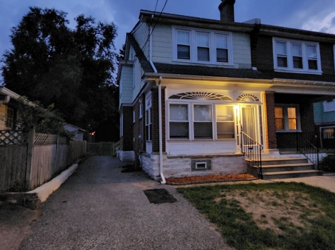 Foto principal - 414 Jefferson Ave