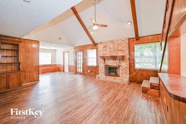 Building Photo - 3806 Fairvalley Dr