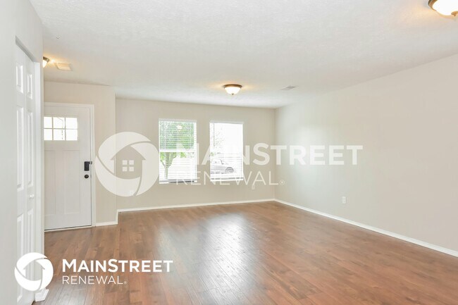 Building Photo - 2763 Sutherland Dr
