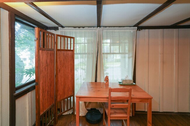 Foto del edificio - COMING SOON!!! BEAUTIFUL HISTORIC HOME LOC...