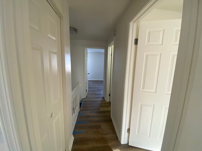 Building Photo - 679 S 82nd St