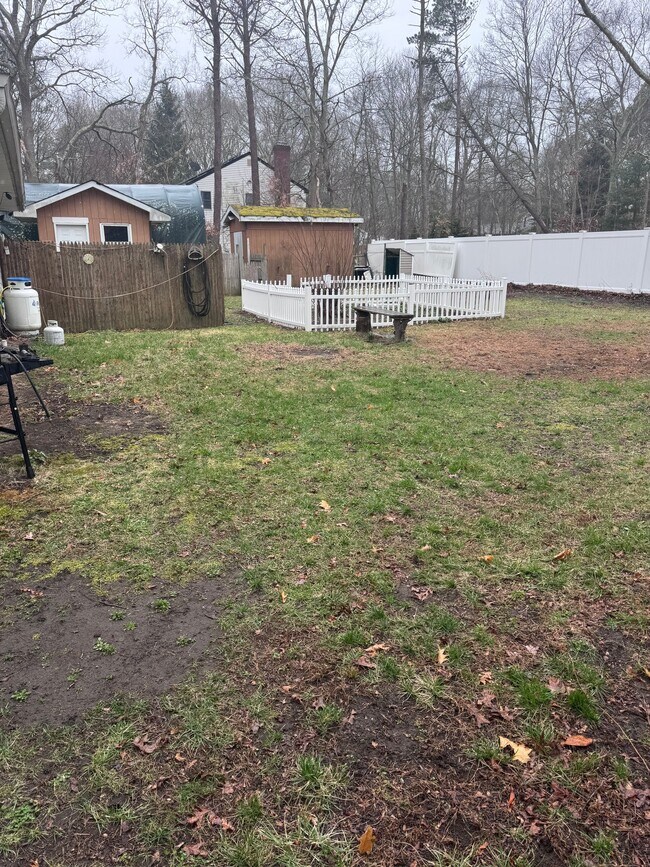 Foto del edificio - 28 Silas Carter Rd